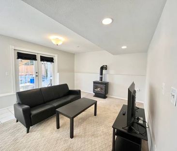 GARDEN LEVEL SUITE- COQUITLAM - Photo 3