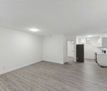 For Lease - 828 Maplewood Avenue Unit# B, Britannia Heights - Queen... - Photo 3