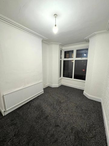 135 Colne Road, Brierfield, , UK - Photo 5