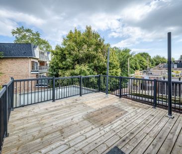 For Lease - 22 Rusholme Park Crescent Unit# Upper, Toronto, Ontario - Photo 4