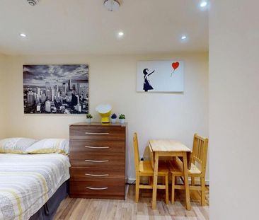 Studio to rent - Photo 5