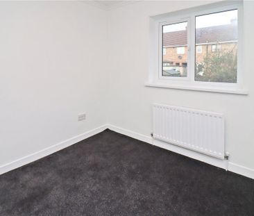 2 bedroom semi-detached house to rent - Photo 3