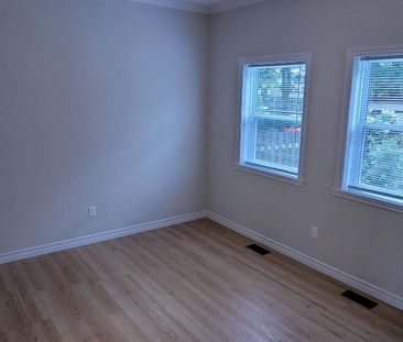 For Lease - 31 Marcus Street, Barrie, Ontario - Photo 1