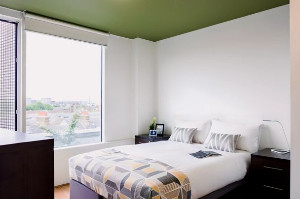 1 Bed Apartment - Extra Large - Photo 1