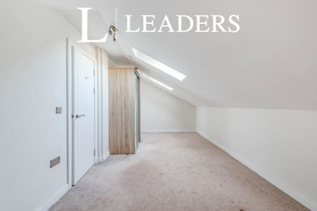 2 bedroom apartment to rent North Street, Horsham, West Sussex, RH13 - Photo 3