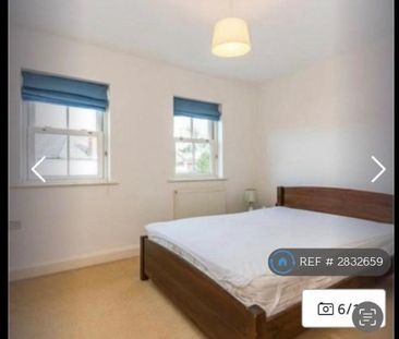 3 bedroom semi-detached house to rent - Photo 5