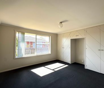 Family Home in Convenient Location - Photo 4