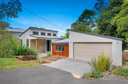 16 Lorraine Avenue, Warrandyte - Photo 3