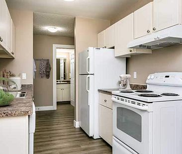 The Ridgewood Apartments Edmonton | 4559 32 Avenue, Edmonton - Photo 1