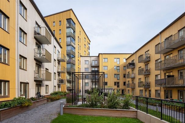 Tjärhovsgatan 13 - Foto 1