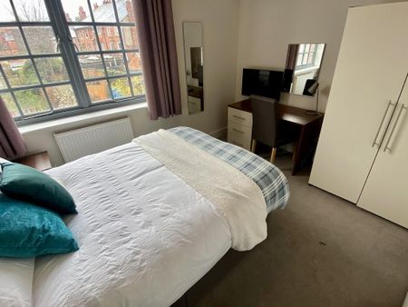 1 bedroom in a house share to rent - Photo 5