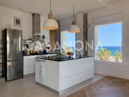 Modern, Bright Apartment with en Elevator and Views from all Rooms - Photo 3