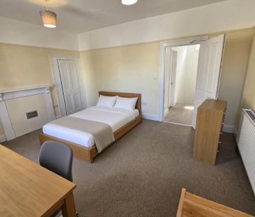 5 bedroom property to rent - Photo 3