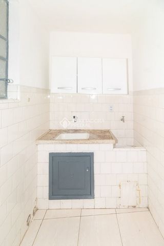 Kitnet com 1 quarto e 28m² para alugar em Cidade Baixa, Porto Alegre. - Foto 2