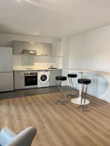 Appartement meublé à louer - 2 pièces - 41 m² - Photo 3