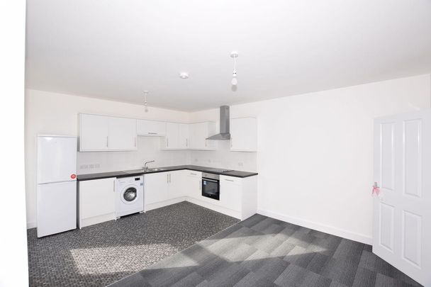 High Street, Runcorn, WA7 1AW - Photo 1