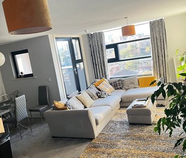 Room in a Shared Flat, Lydia Ann Street, L1 - Photo 1