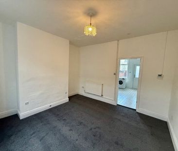 Oak Street, Colne, BB8 - Photo 1