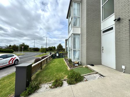 5 Aeronautic Road, Takanini, Auckland - Photo 2