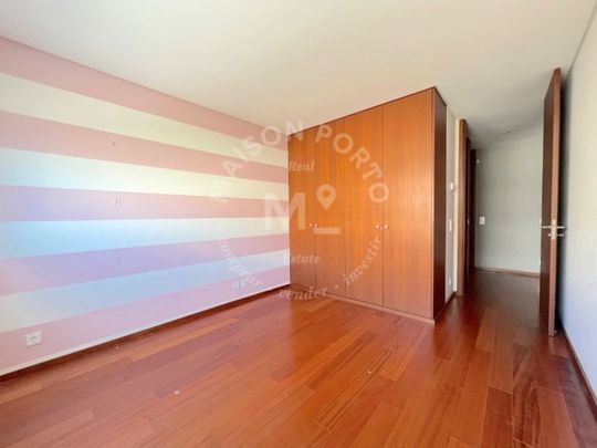 3 room luxury Flat for rent in Praia (Leca da Palmeira), Matosinhos, Distrito do Porto - Photo 1