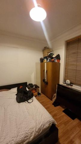 1 bedroom in a flat share to rent - Photo 4