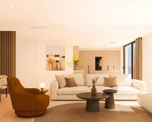 4 BEDROOM PENTHOUSE - MURCIA - Photo 1