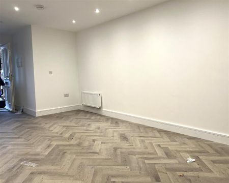 1 bedroom house to rent - Photo 2