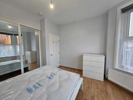 Morris Road, Southampton - Photo 4