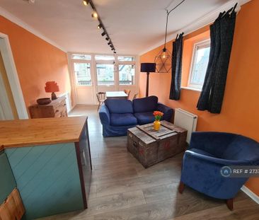 1 bedroom flat to rent - Photo 2