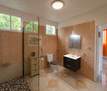 Location Maison 4 pièces 74m² STE ANNE 97180 - Photo 5