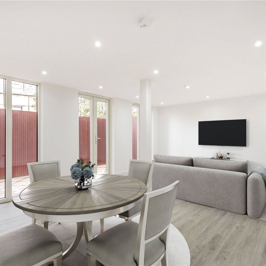 Greenwich High Road, Greenwich, SE10, London - Photo 1