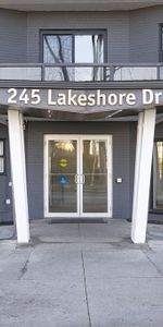 Lakeshore Apartments - Photo 4