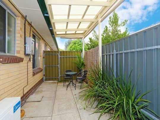 IMMACULATE SINGLE STOREY UNIT - Photo 1