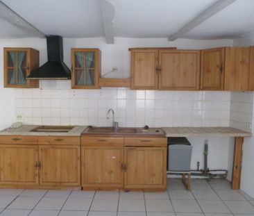 Location Maison 5 pièces 174m² CHATEAU GARNIER 86350 - Photo 3