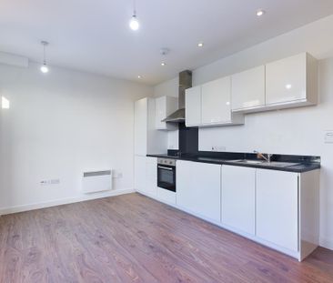 1 bedroom flat to rent - Photo 4
