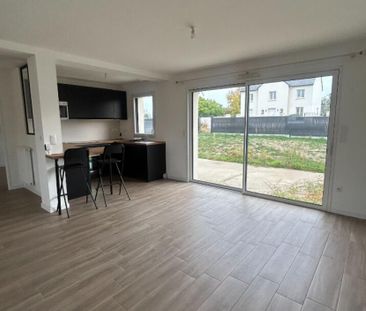 Location Maison 5 pièce(s) de 98.94 m2 - Photo 1