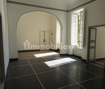 Quadrilocale piazza Grimaldi 1, Maddalena, Genova - Photo 2