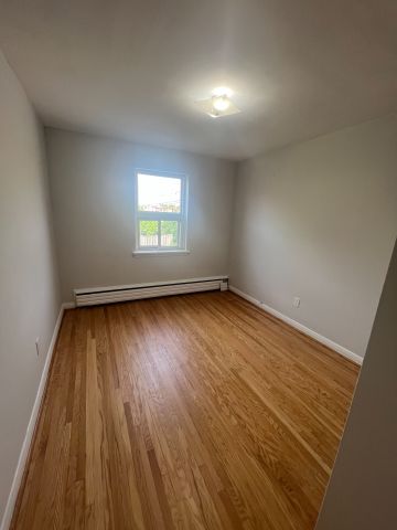 For Lease - 251 Pannahill Road Unit# 2, Toronto, Ontario - Photo 2