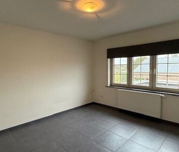 Woning te huur in Neeroeteren voor € 1.200 met 3 slaapkamers - Photo 1