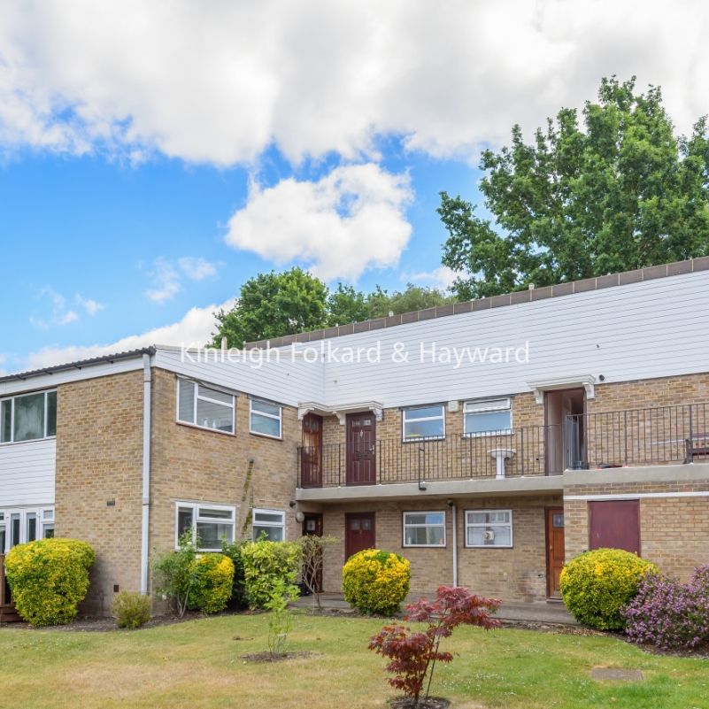 High Tor Close, Bromley, Kent, BR1 - Photo 1