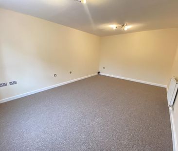 4 bedroom detached house to rent - Photo 1