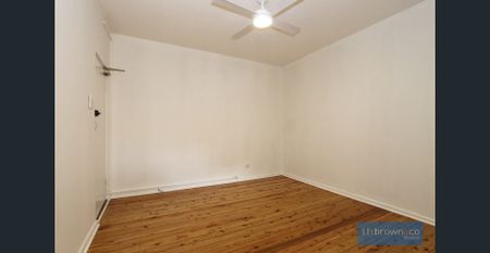 PRIME LOCATION + LOCK UP GARAGE!! - Photo 4