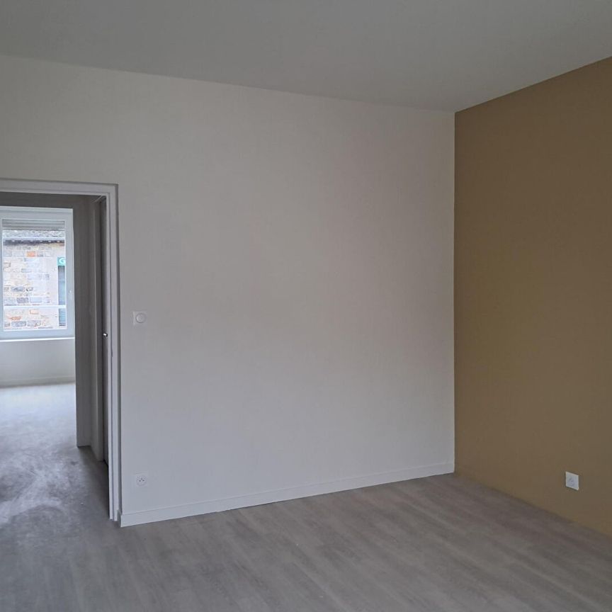 Location Appartement 3 pièces 60m² ST AUBIN D AUBIGNE 35250 - Photo 1