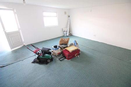 Windermere Road, Southall - Photo 4