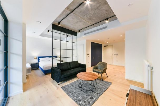 Studio to rent - Photo 1