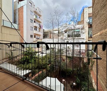 Carrer de Valladolid, Barcelona, Catalonia 08014 - Photo 2