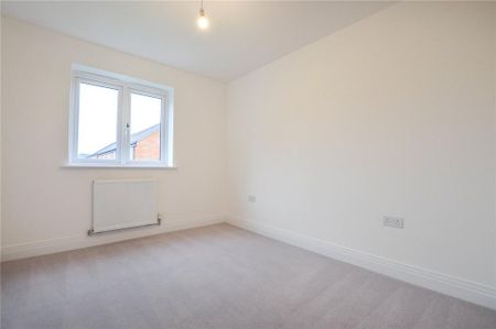 3 bedroom detached house to rent - Photo 4