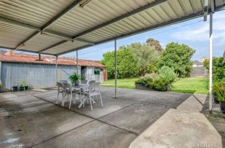 Coburg North - Photo 3