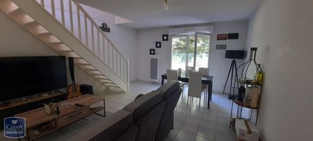 Location Maison 3 pièces 62m² BEAUNE LES MINES 87280 - Photo 5