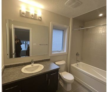 For Lease - 10 Shaded Creek Drive, Kitchener, Ontario - Photo 3